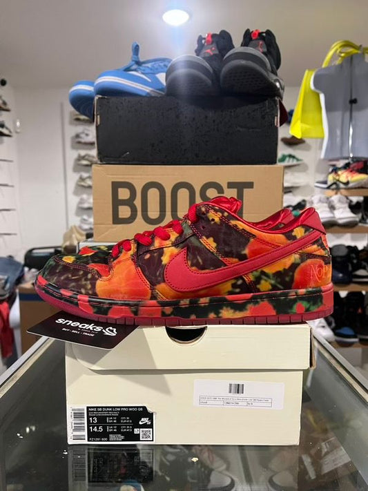 USED SIZE 13M The Wizard of Oz x Nike Dunk Low SB Poppy Field - Used
