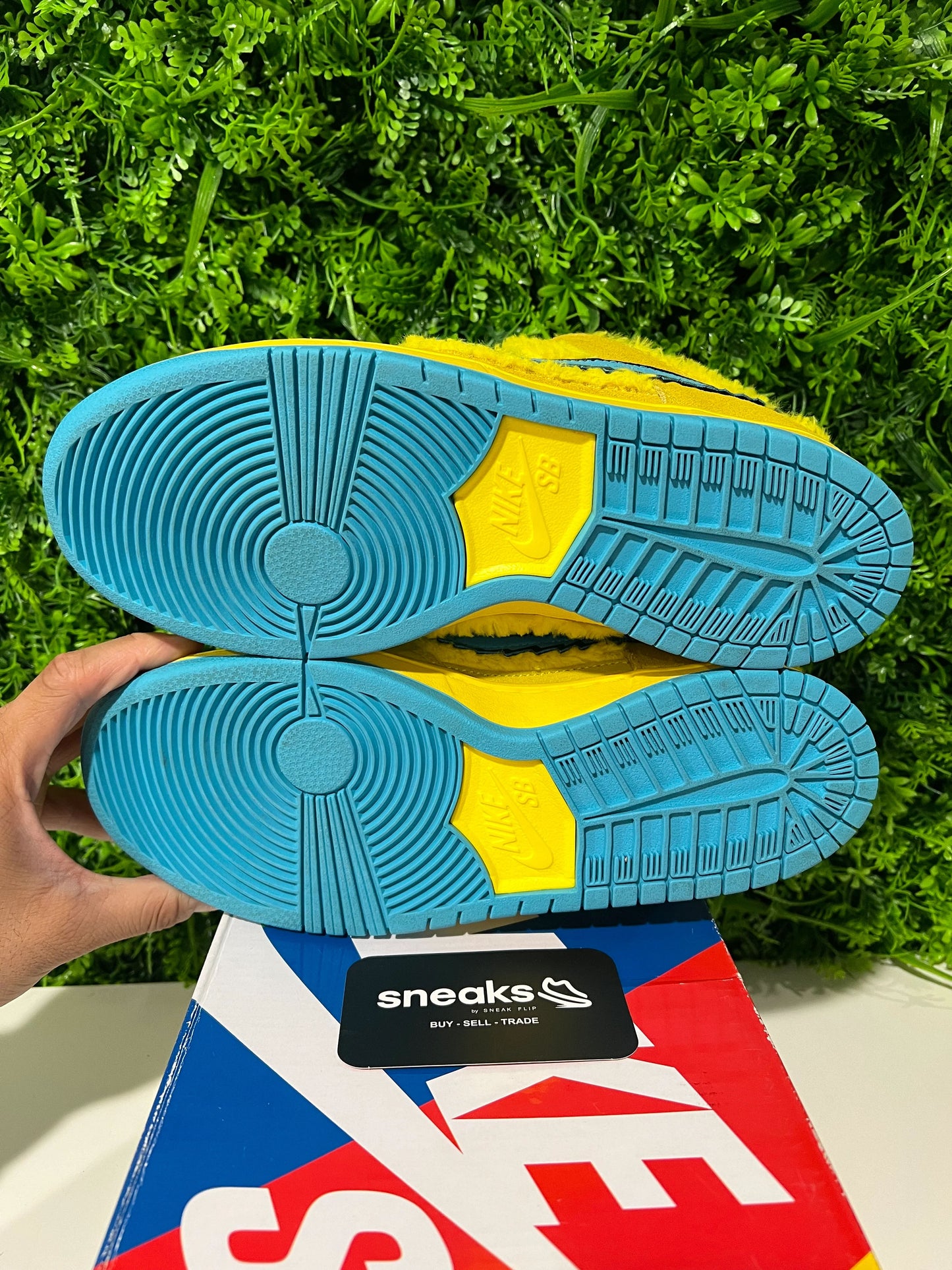 Nike SB Dunk Low Grateful Dead Bears Opti Yellow - Used