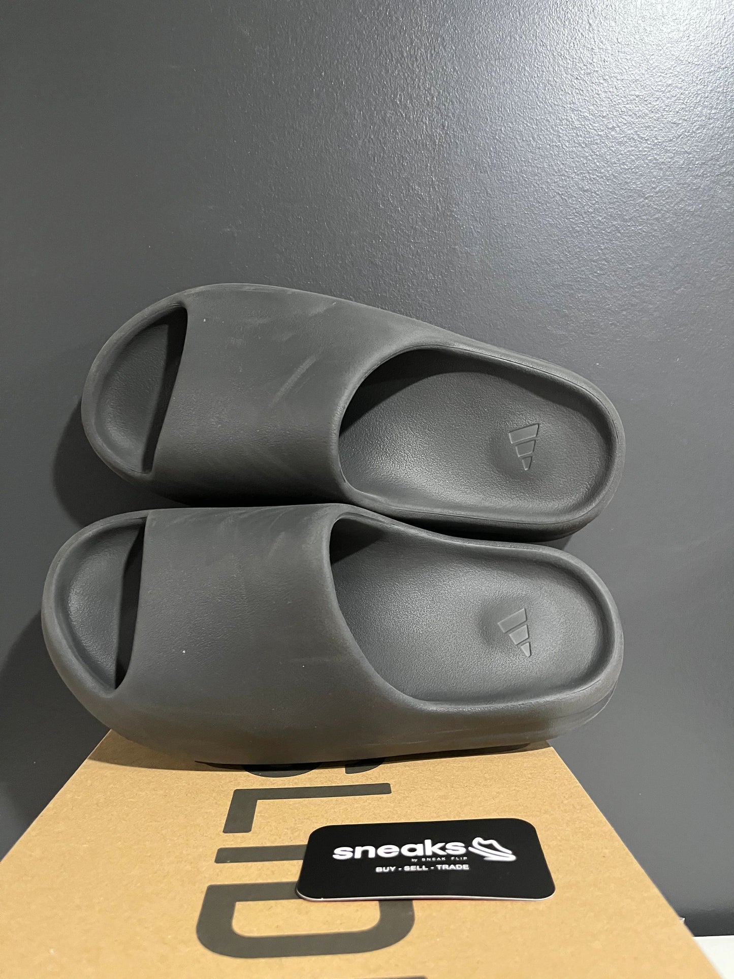 adidas Yeezy Slide Onyx - Used