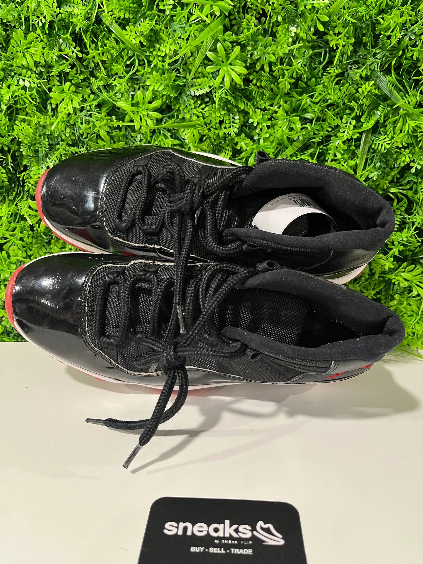 Jordan 11 Retro Playoffs Bred (2019) - Used