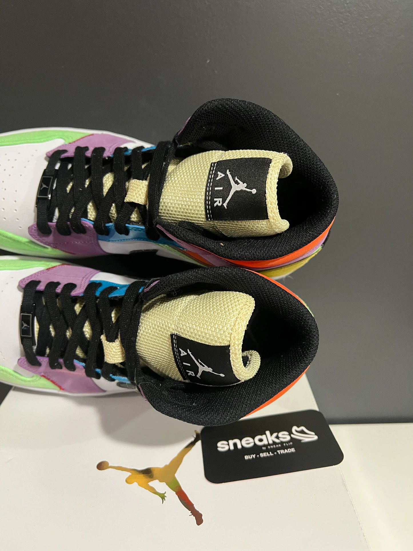 Jordan 1 Mid SE Multi-Color (Women's) - Used