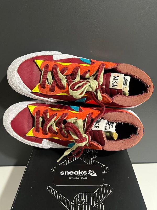 USED SIZE 9M Nike Blazer Low sacai KAWS Red - Used