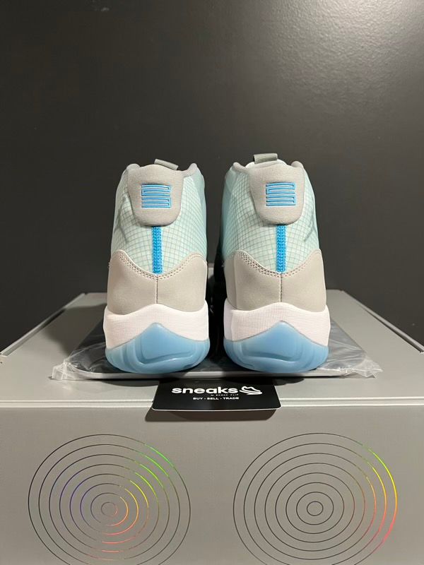 NEW SIZE 10.5M Jordan 11 Retro Adapt Dark Powder Blue