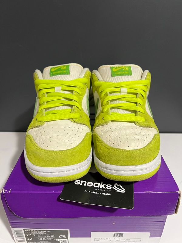 USED SIZE 10.5M Nike SB Dunk Low Green Apple - Used