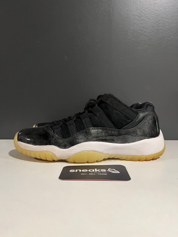 Jordan 11 Retro Low Barons (GS) - USED NO BOX