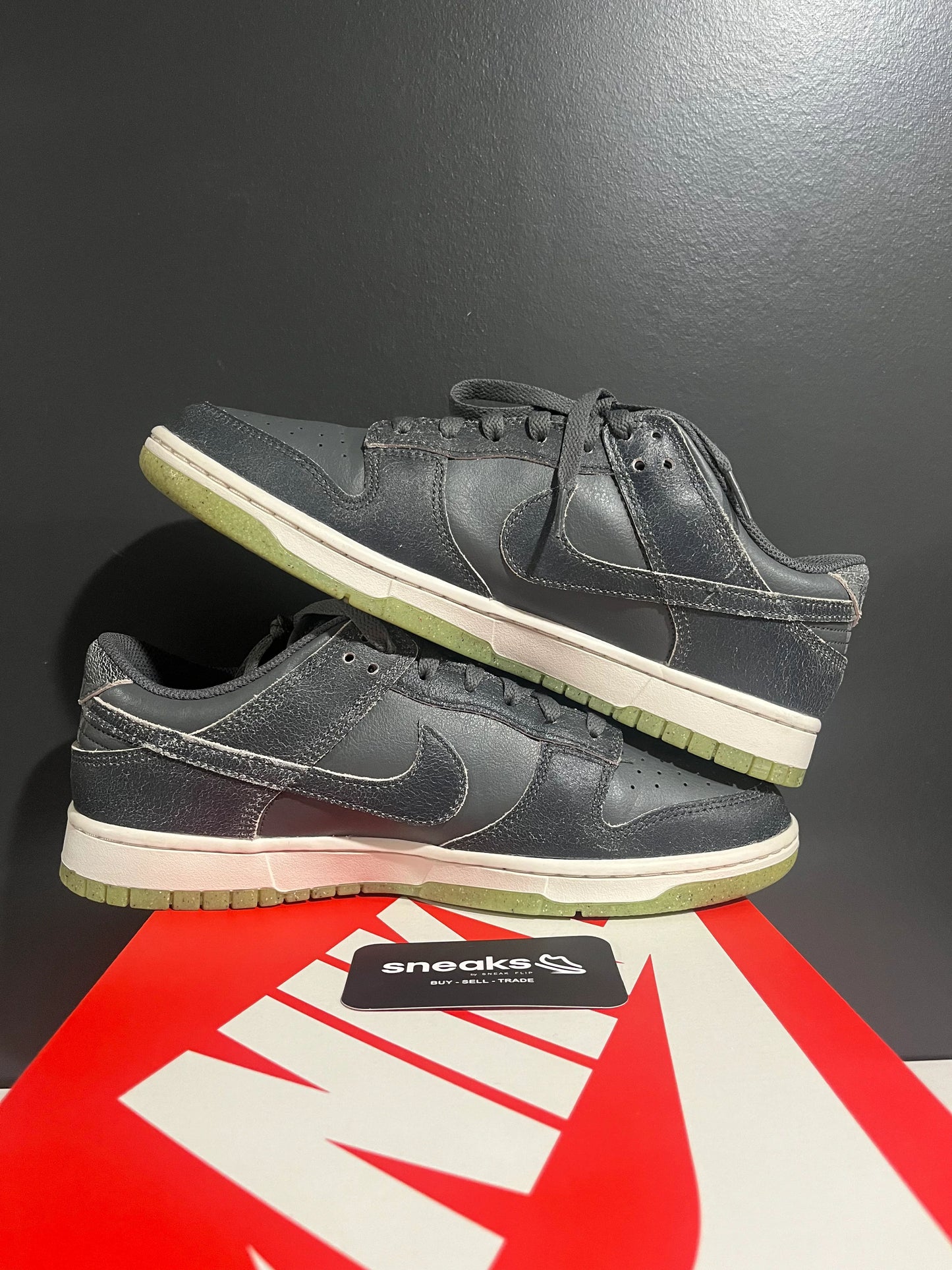 USED SIZE 10.5M Nike Dunk Low Retro PRM Halloween (2022) - Used