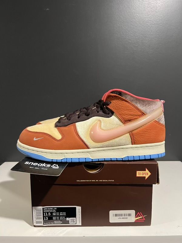 USED SIZE 11.5M Nike Dunk Mid Social Status Free Lunch Chocolate Milk