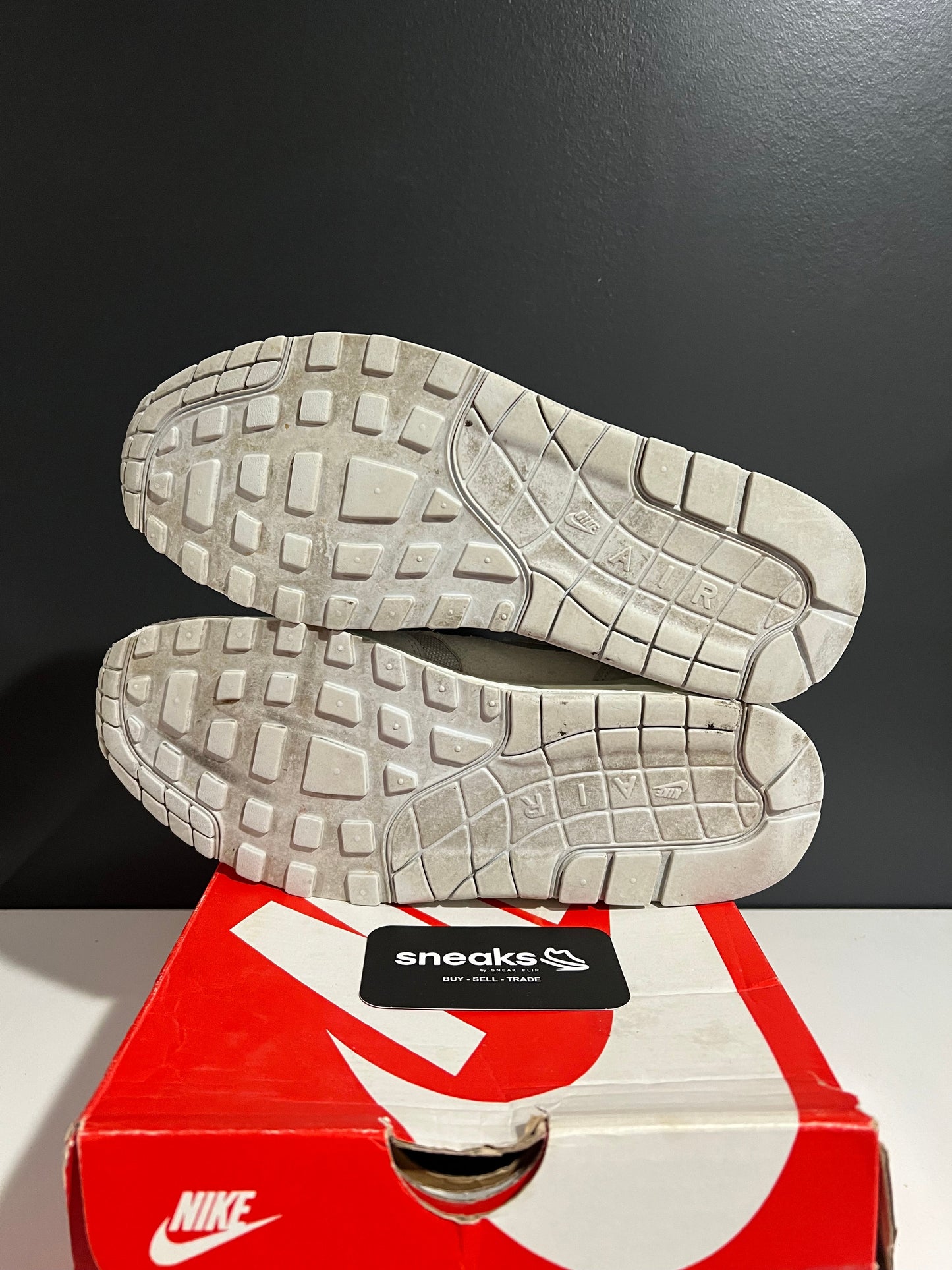 Nike Air Max 1 Pure Platinum Racer Blue - Used