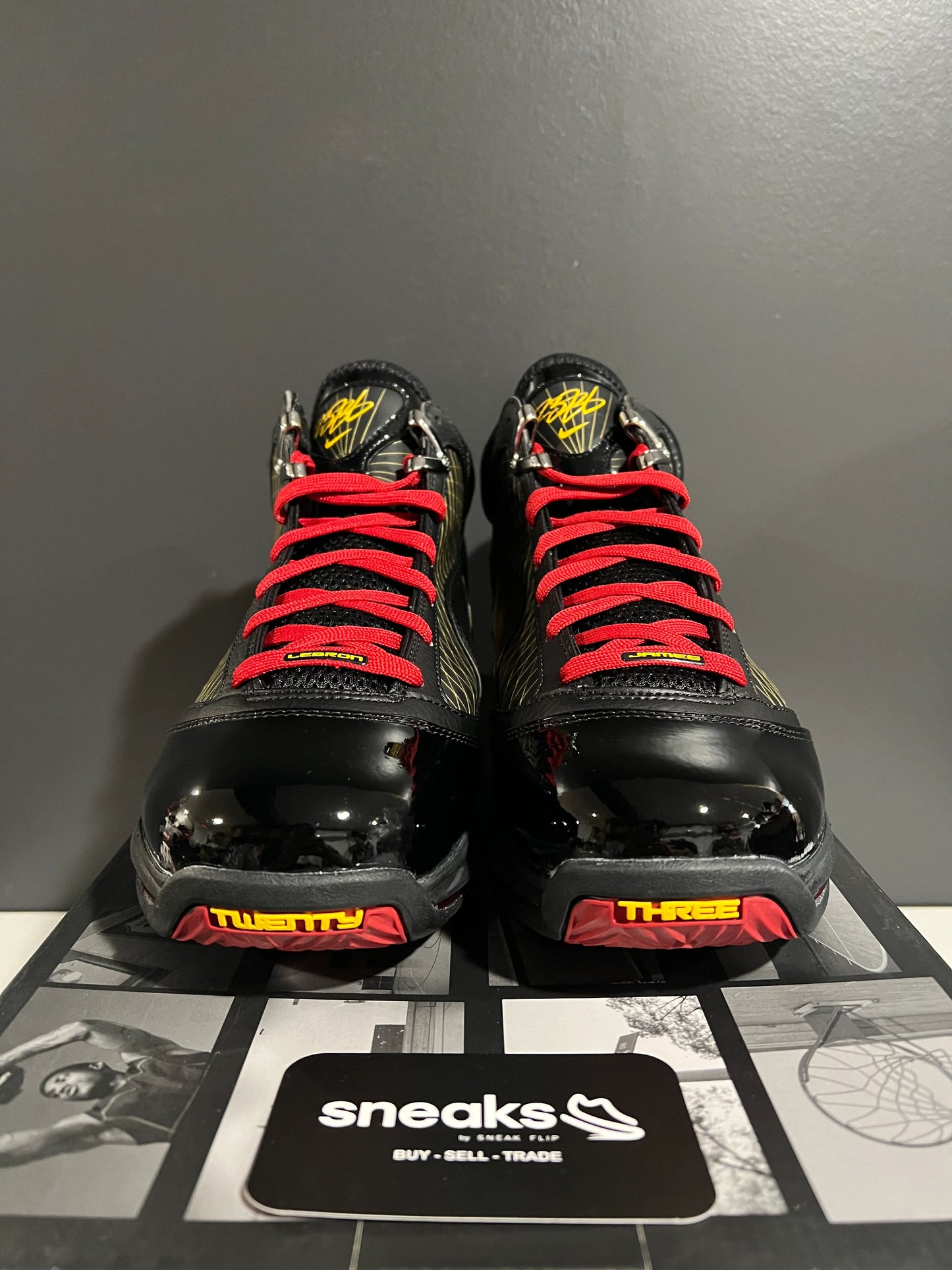 Jordan Max Aura 7 Black Anthracite (GS) - Used