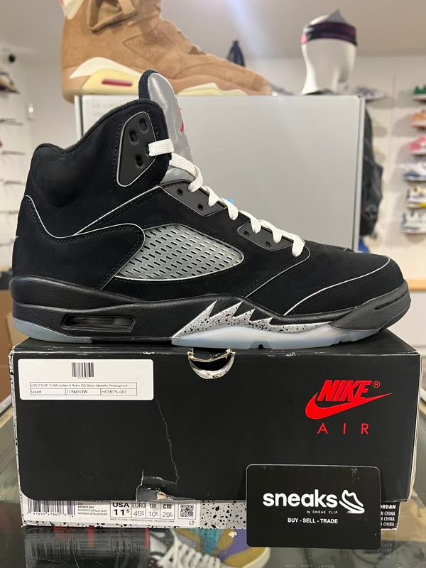USED SIZE 11.5M Jordan 5 Retro OG Black Metallic Reimagined - Used
