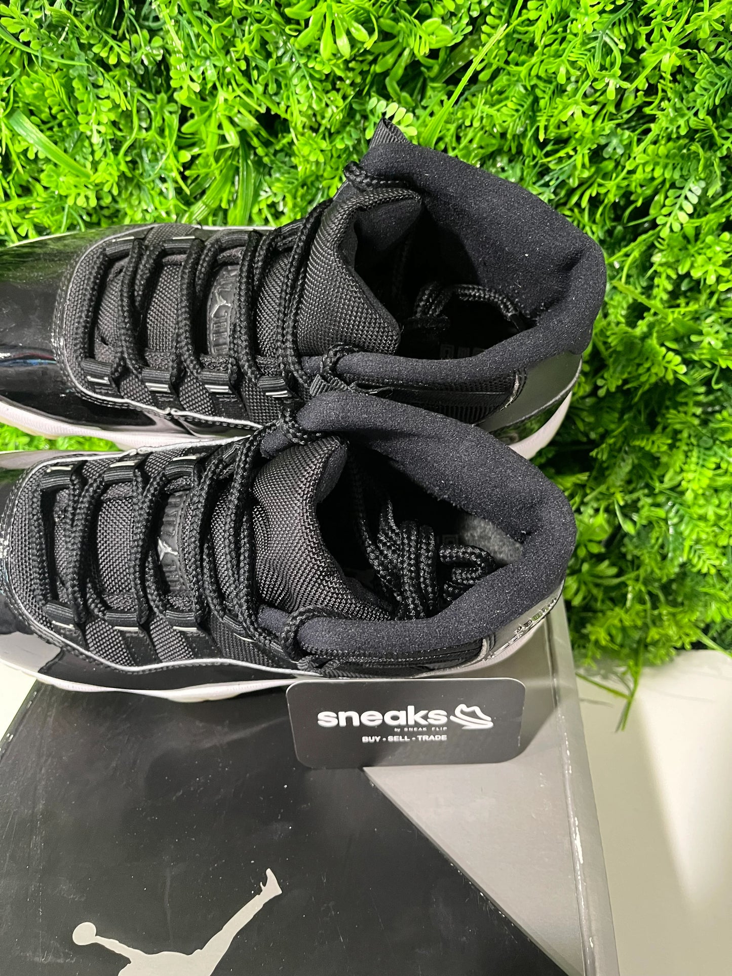 Jordan 11 Retro Jubilee 25th Anniversary - Used